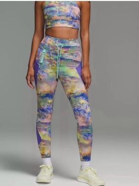 Lululemon Athletica Cargo Super High Rise Hiking Tights Size 10 Gorpcore Active